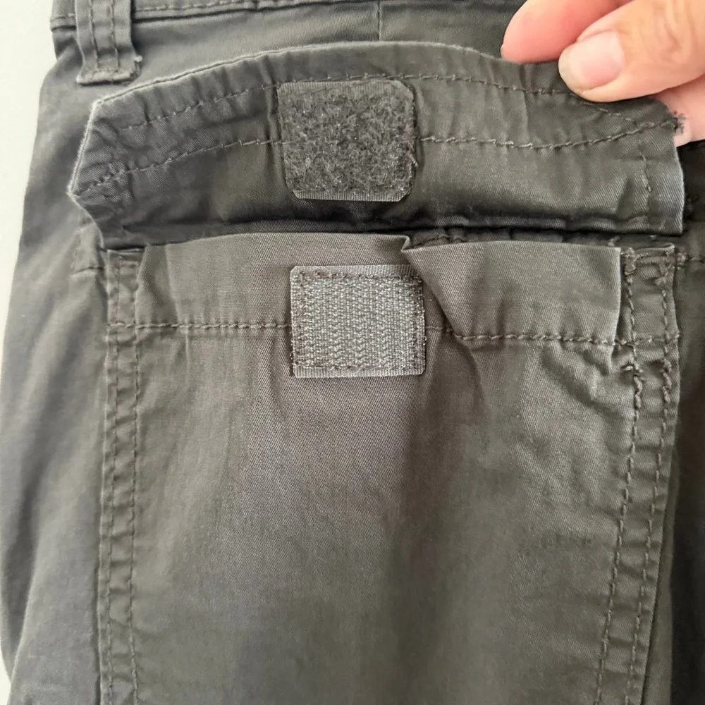 Unionbay Cargo Shorts Gray 32 Cotton Stretch Casual Outdoor Pockets Utility